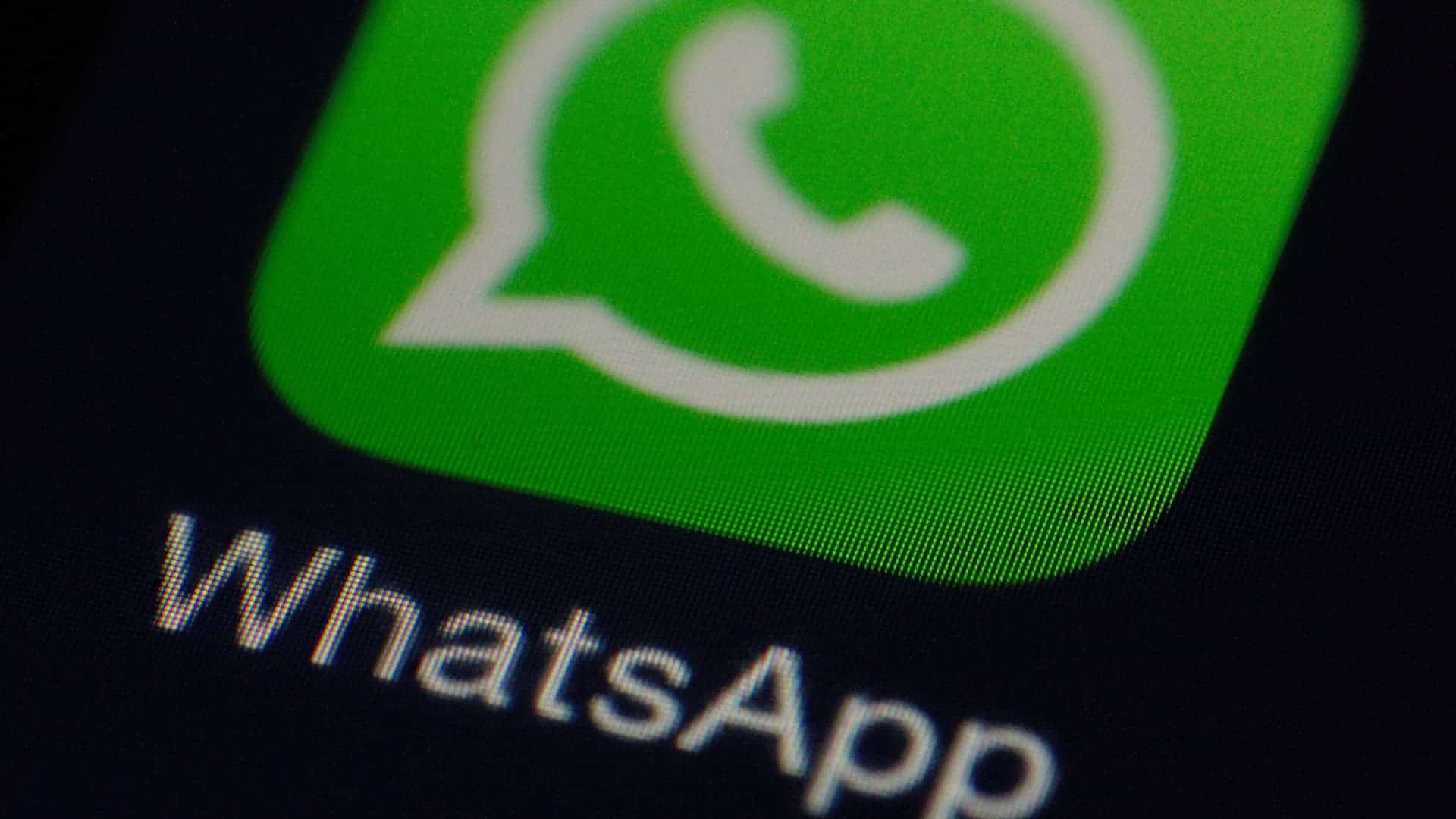 200 Whatsapp Group Names For Friends Family And Relatives